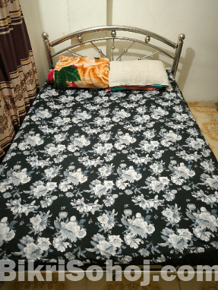 স্টিলের খাট 5/7ফিট